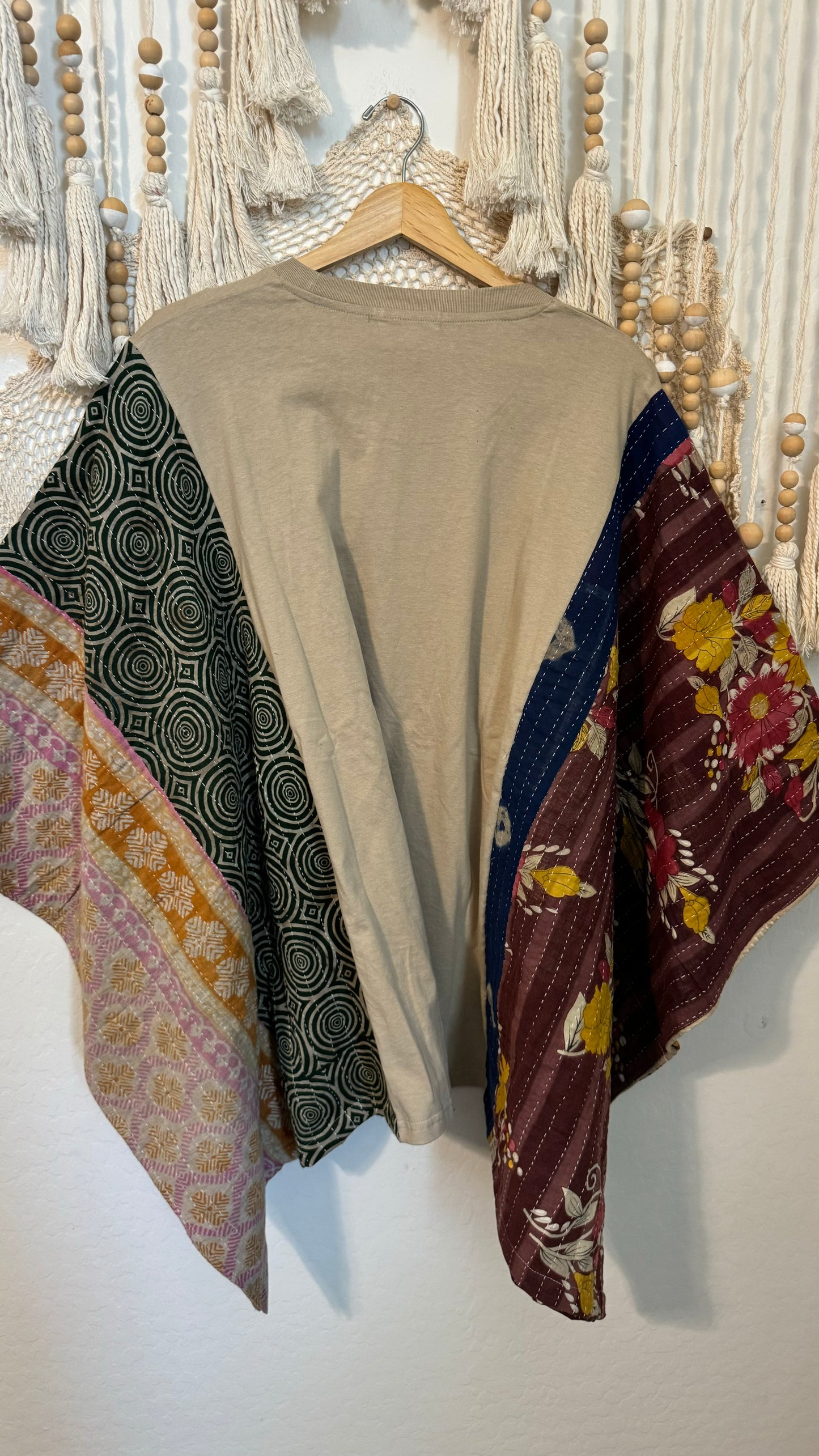 ADULT Kantha T-Shirt Top 017