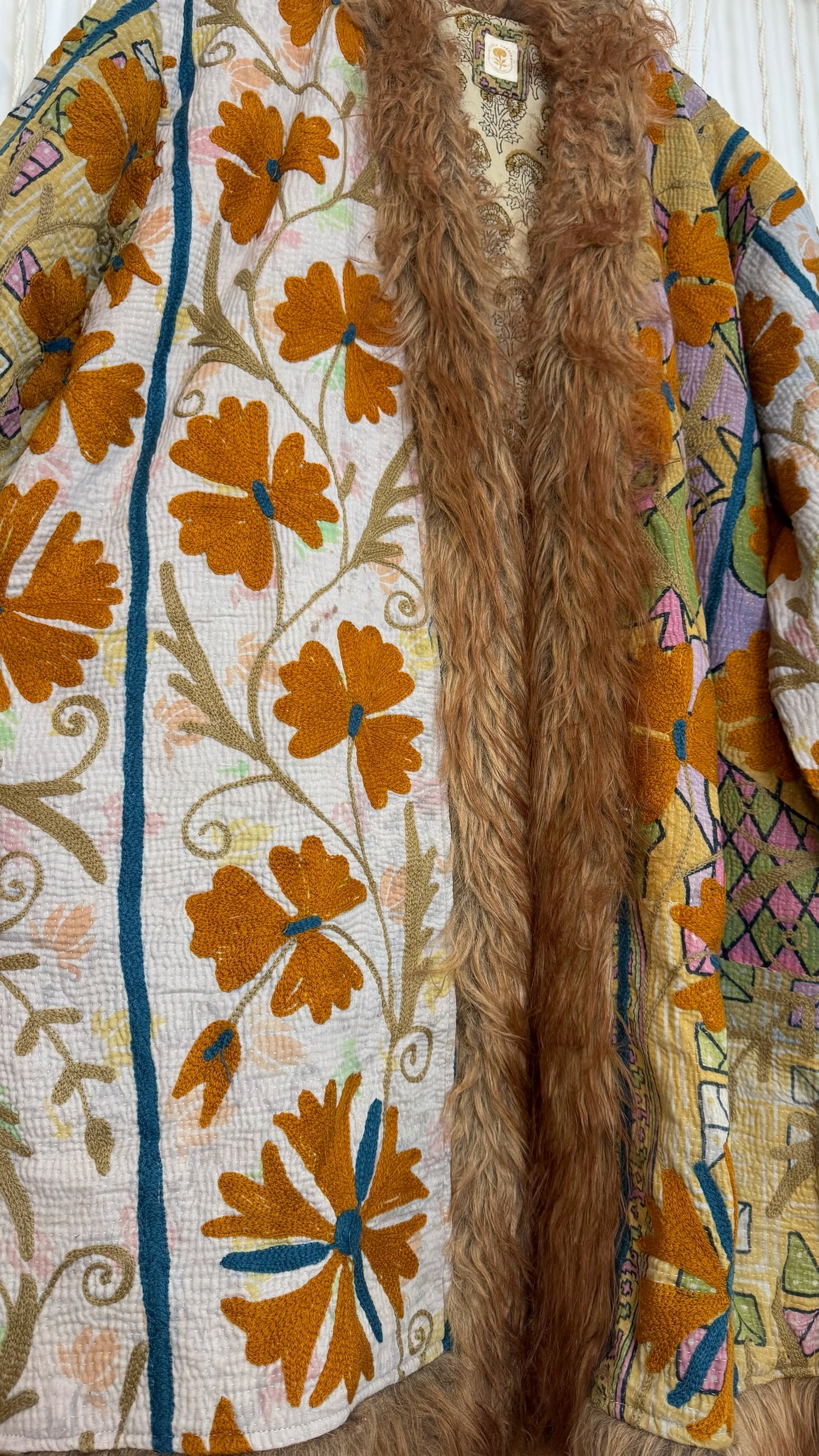 Canyon Bloom Coat 0004 (Mid-Length)