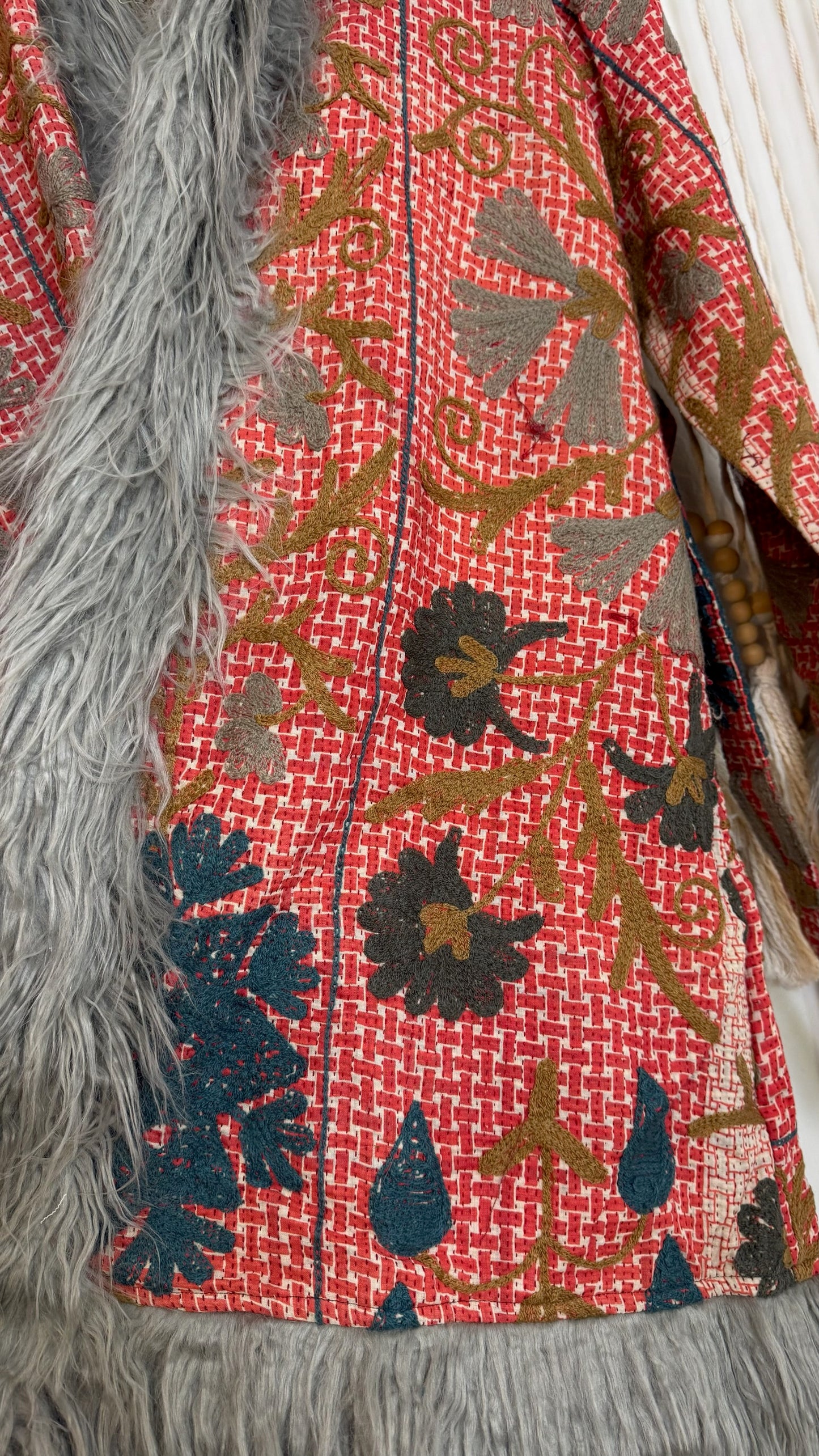 Canyon Bloom Coat 0002 (Mid-Length)