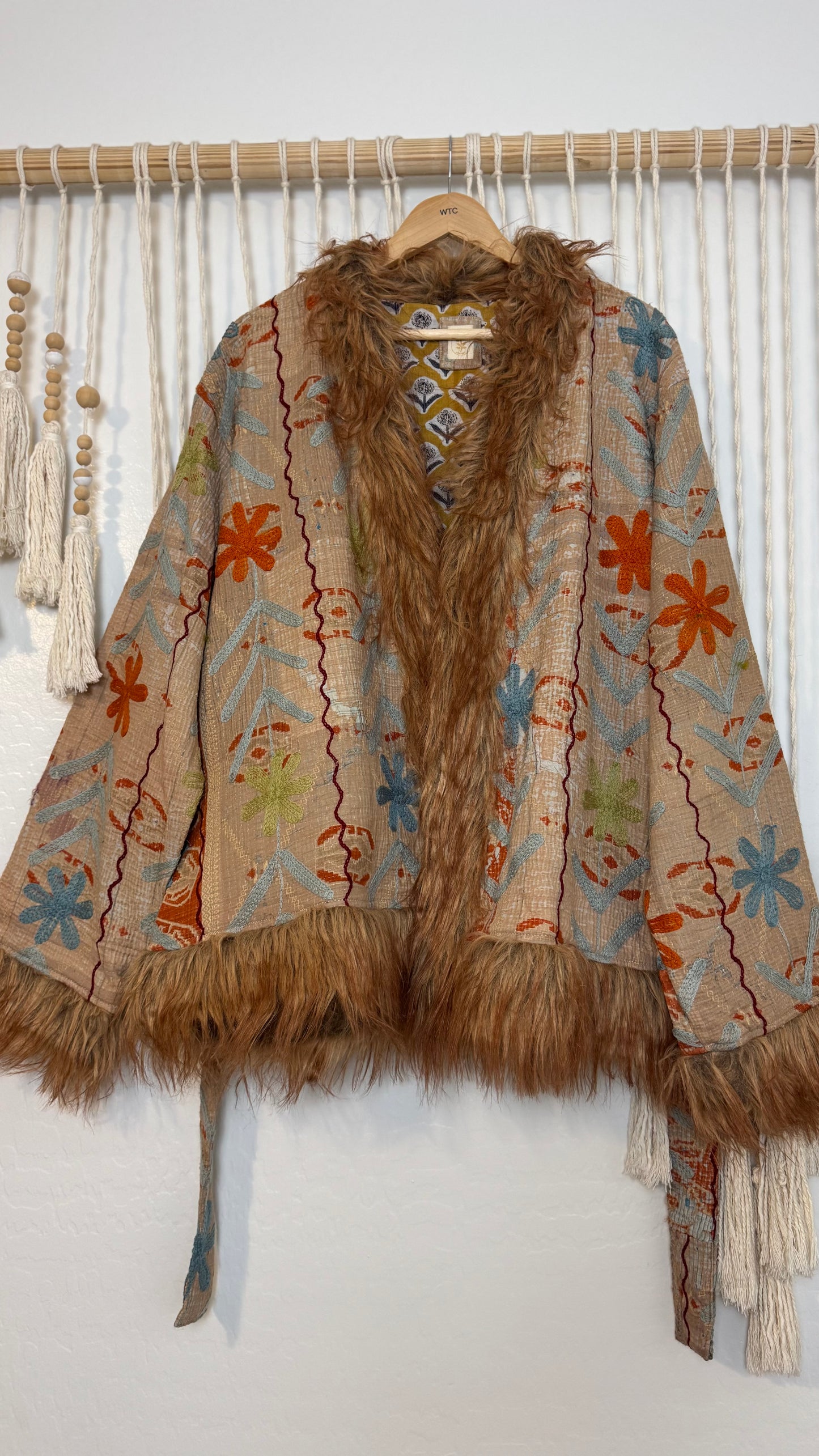 Canyon Bloom Coat 0002 (Short-Length)