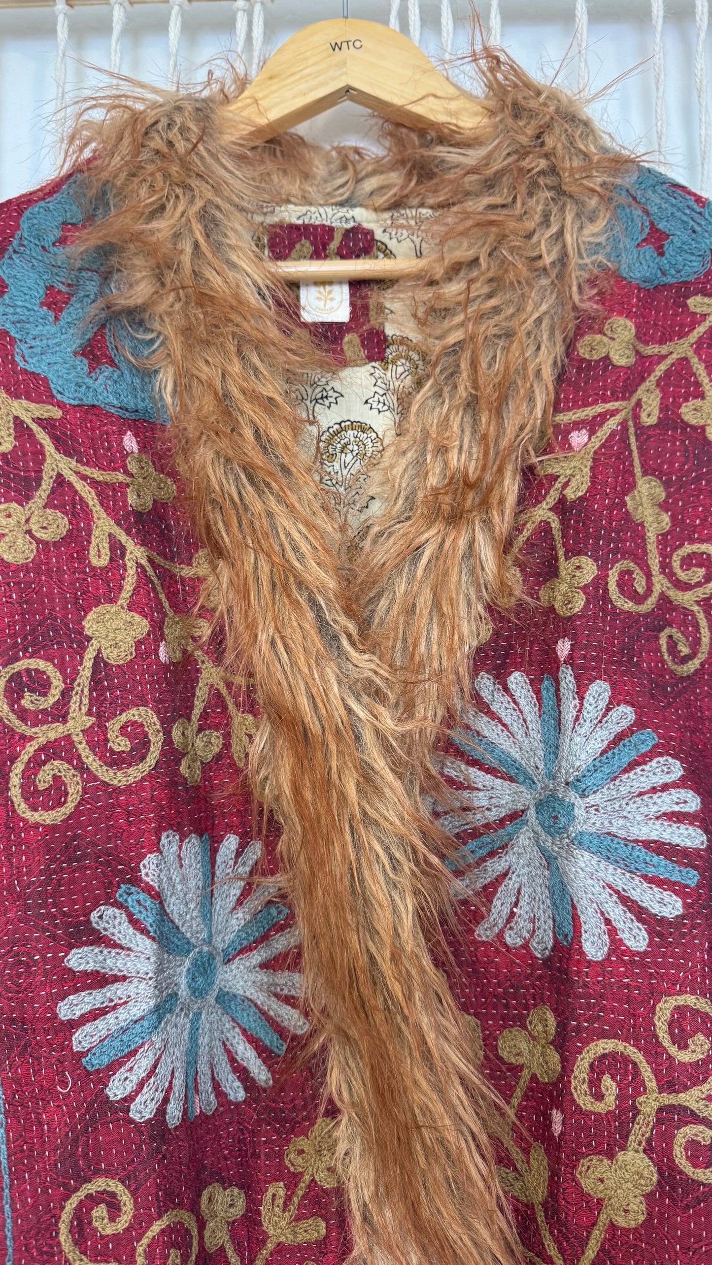 Canyon Bloom Coat 0001 (Mid-Length)