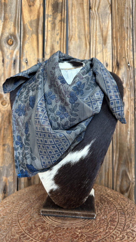 Sari Silk Standard Bandana (041)