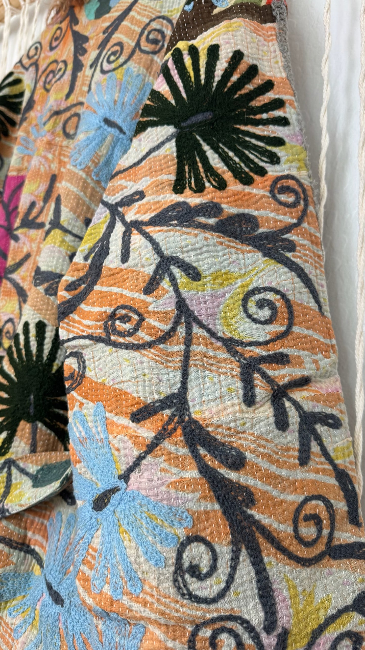 Canyon Bloom Coat 0005 (Mid-Length)