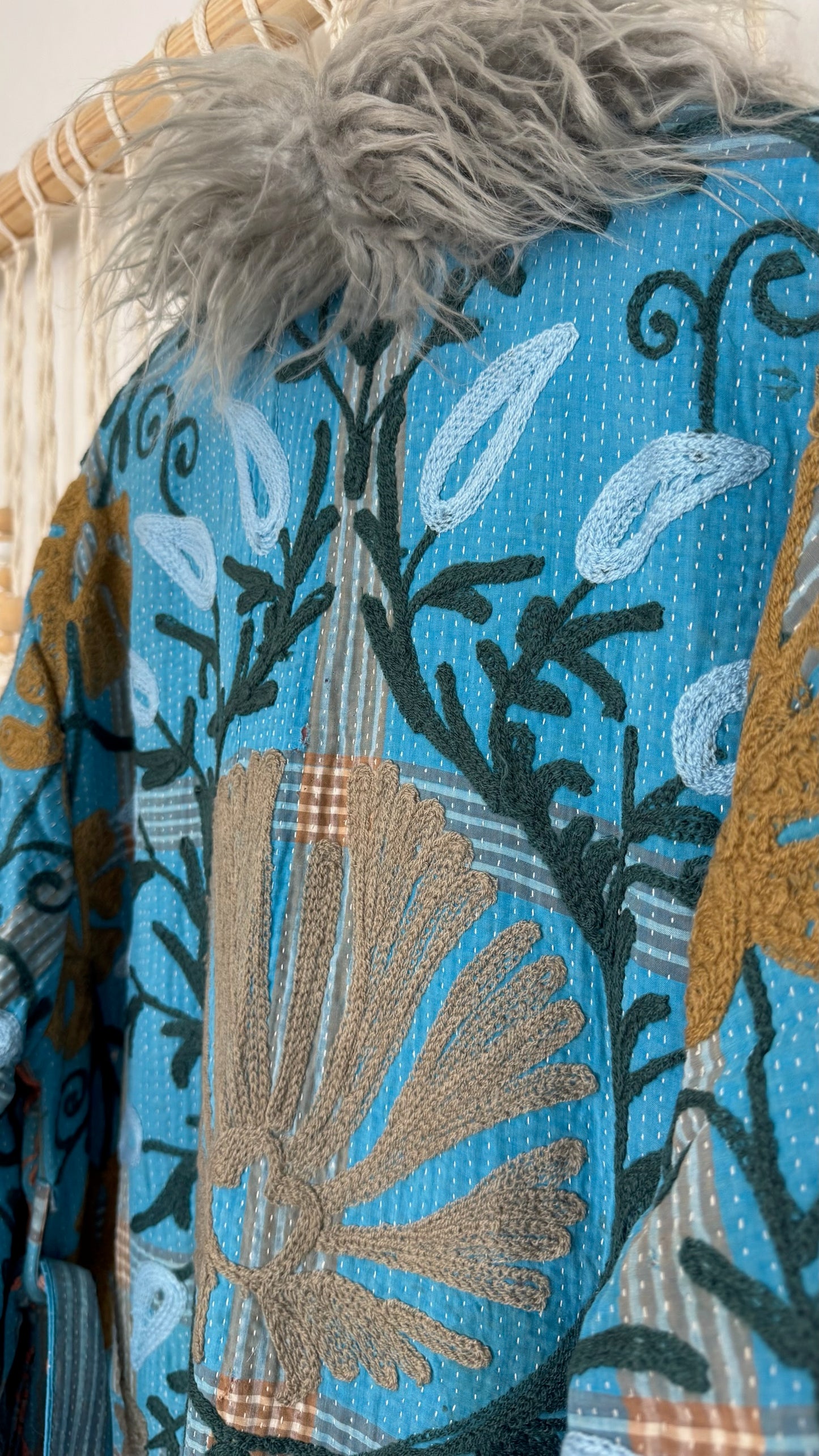 Canyon Bloom Coat 0017 (Mid-Length)