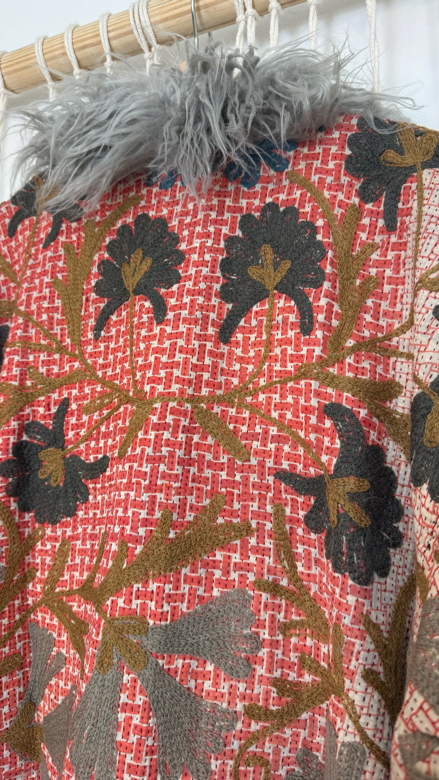 Canyon Bloom Coat 0002 (Mid-Length)