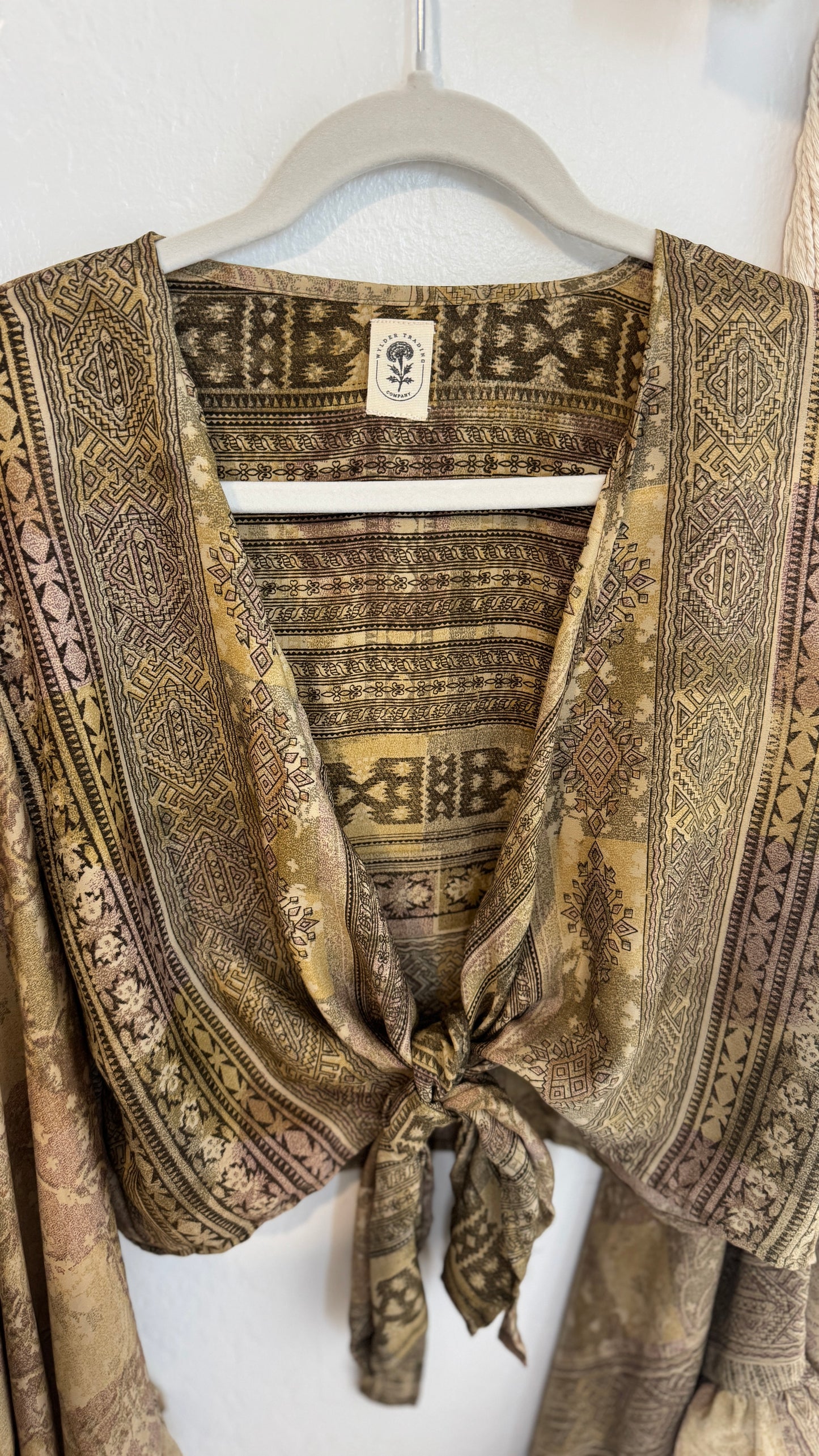 Bell Sleeve Silk Wrap Tie Top 015