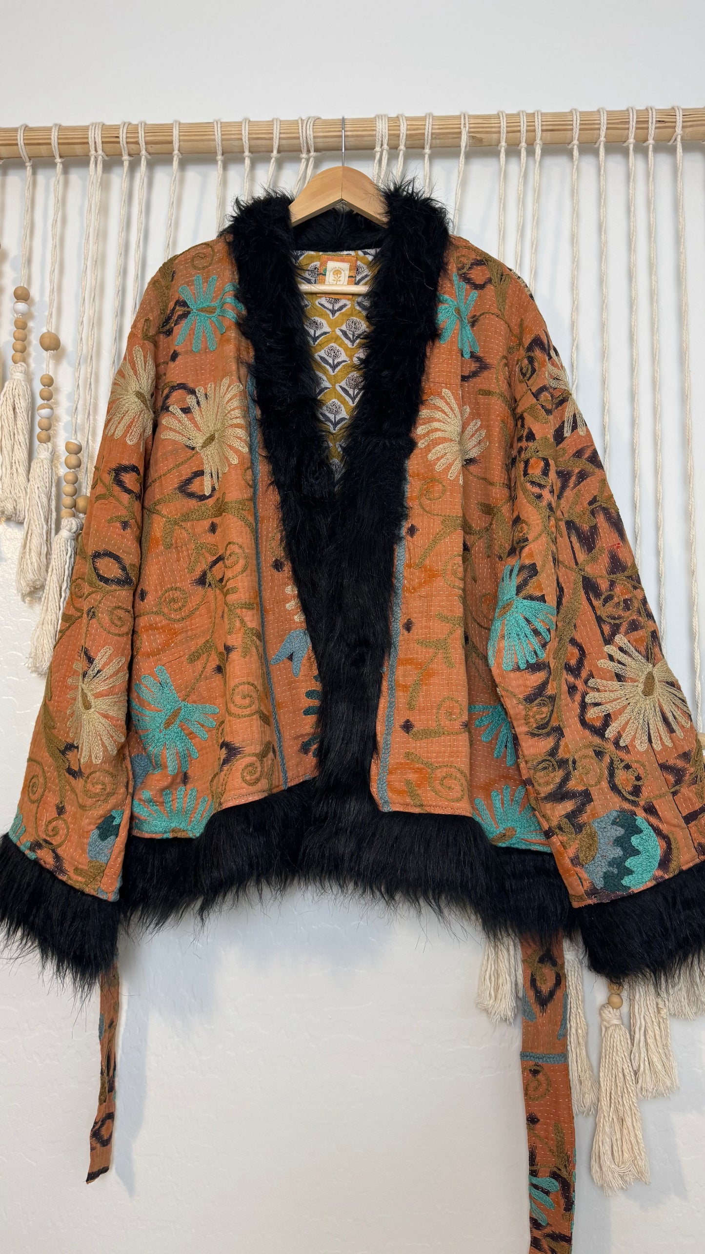 Canyon Bloom Coat 0003 (Short-Length)