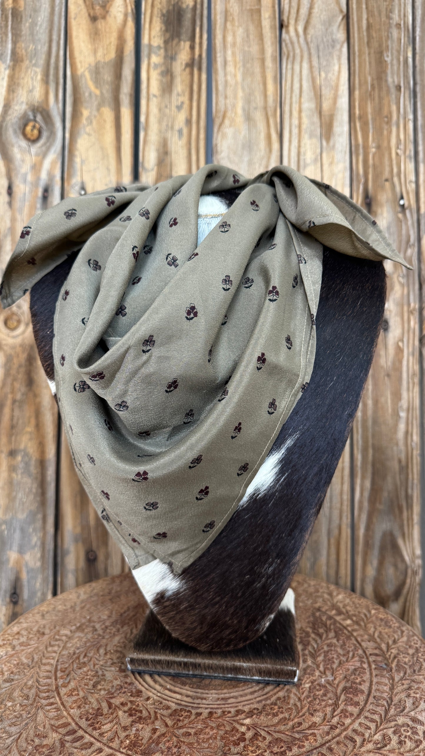 Sari Silk Standard Bandana (040)