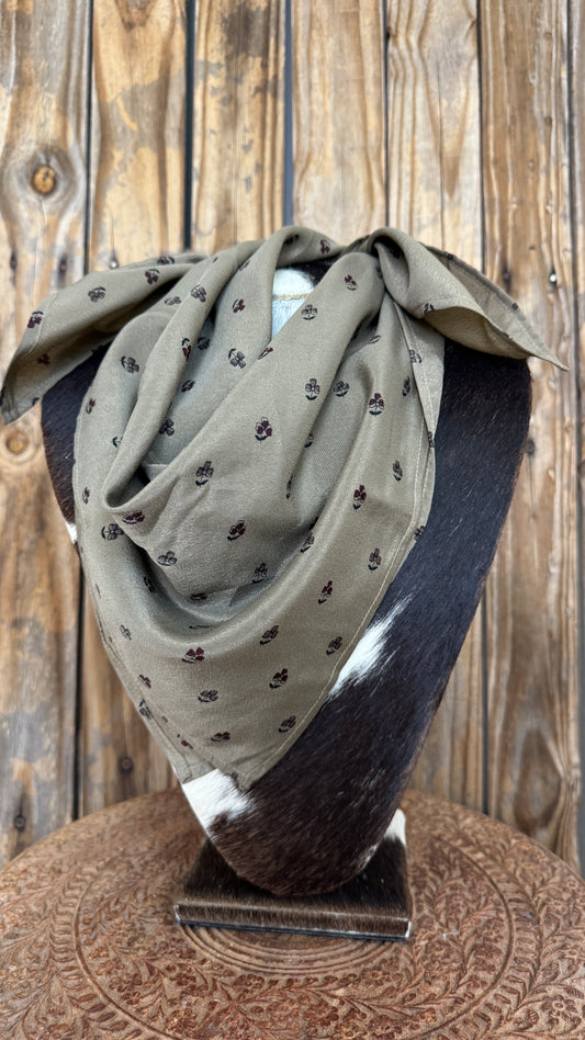 Sari Silk Standard Bandana (040)