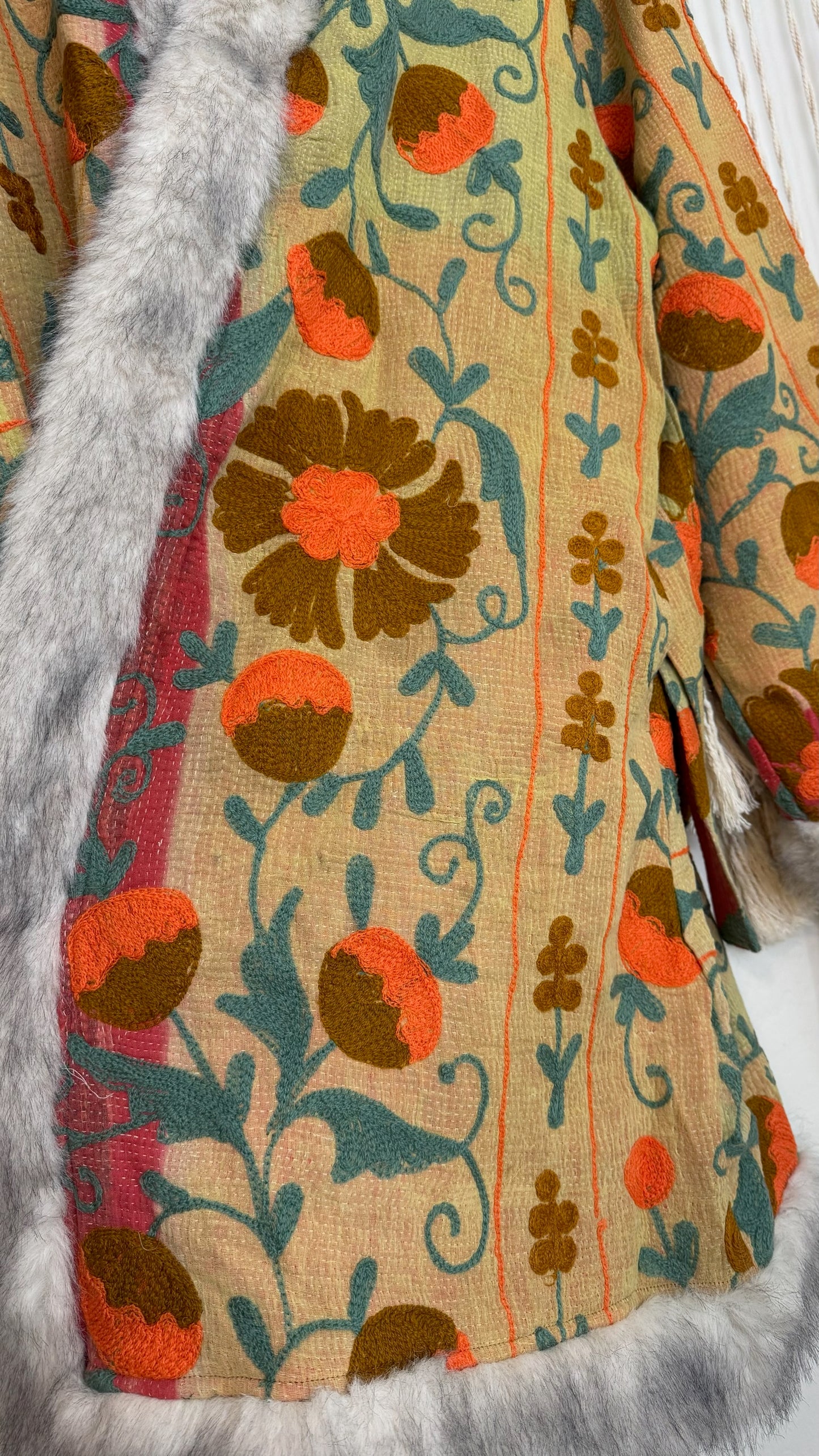 Canyon Bloom Coat 0008 (Mid-Length)