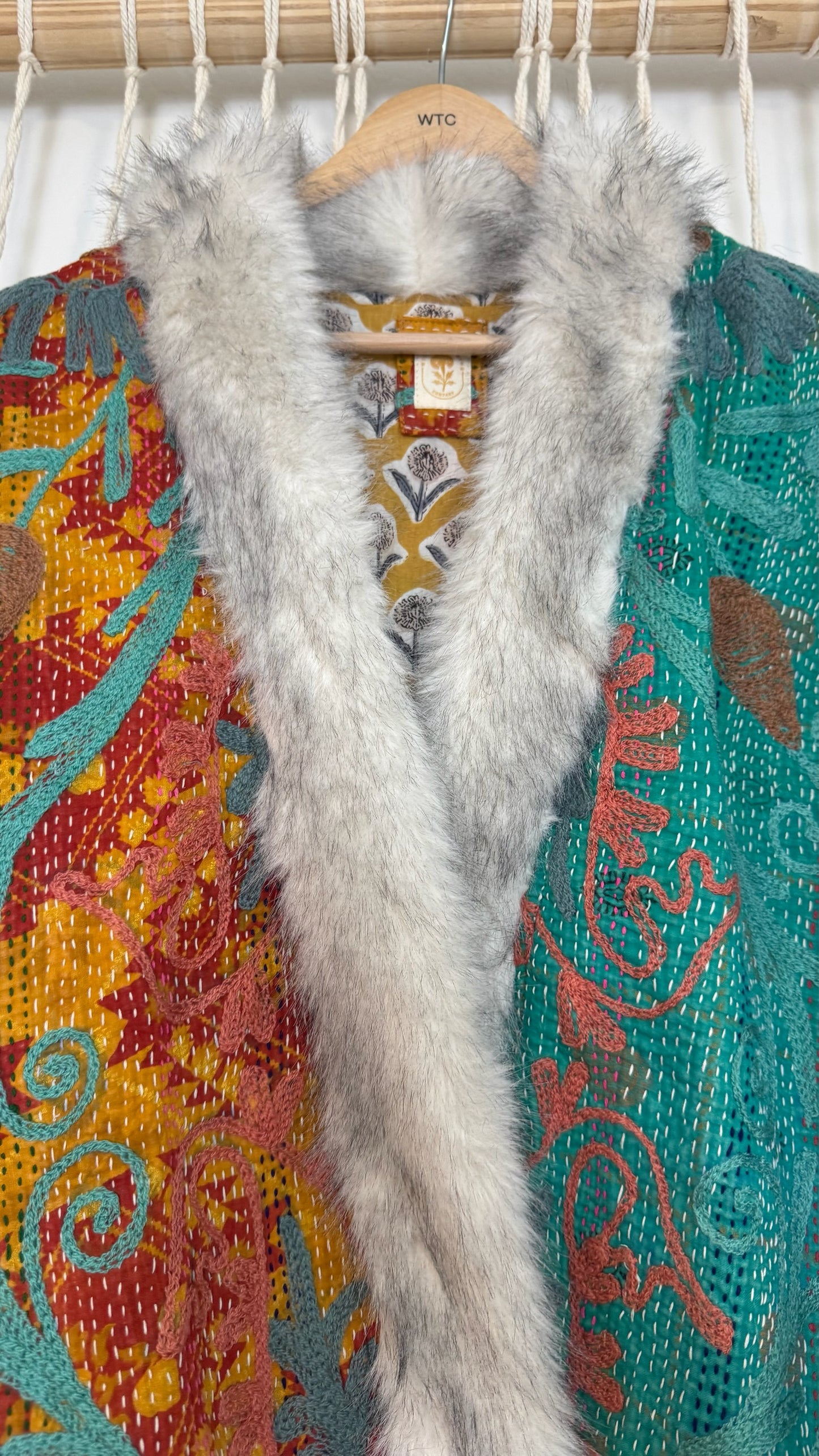 Canyon Bloom Coat 0015 (Mid-Length)