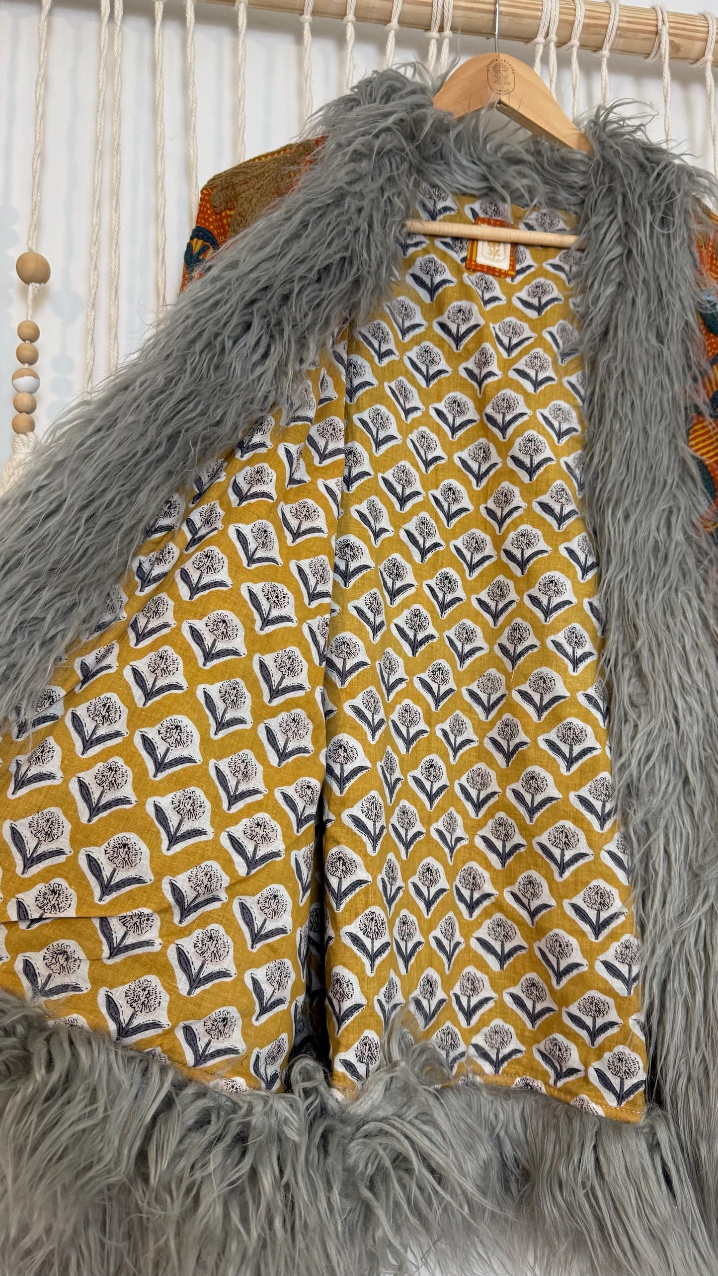 Canyon Bloom Coat 0005 (Short-Length)