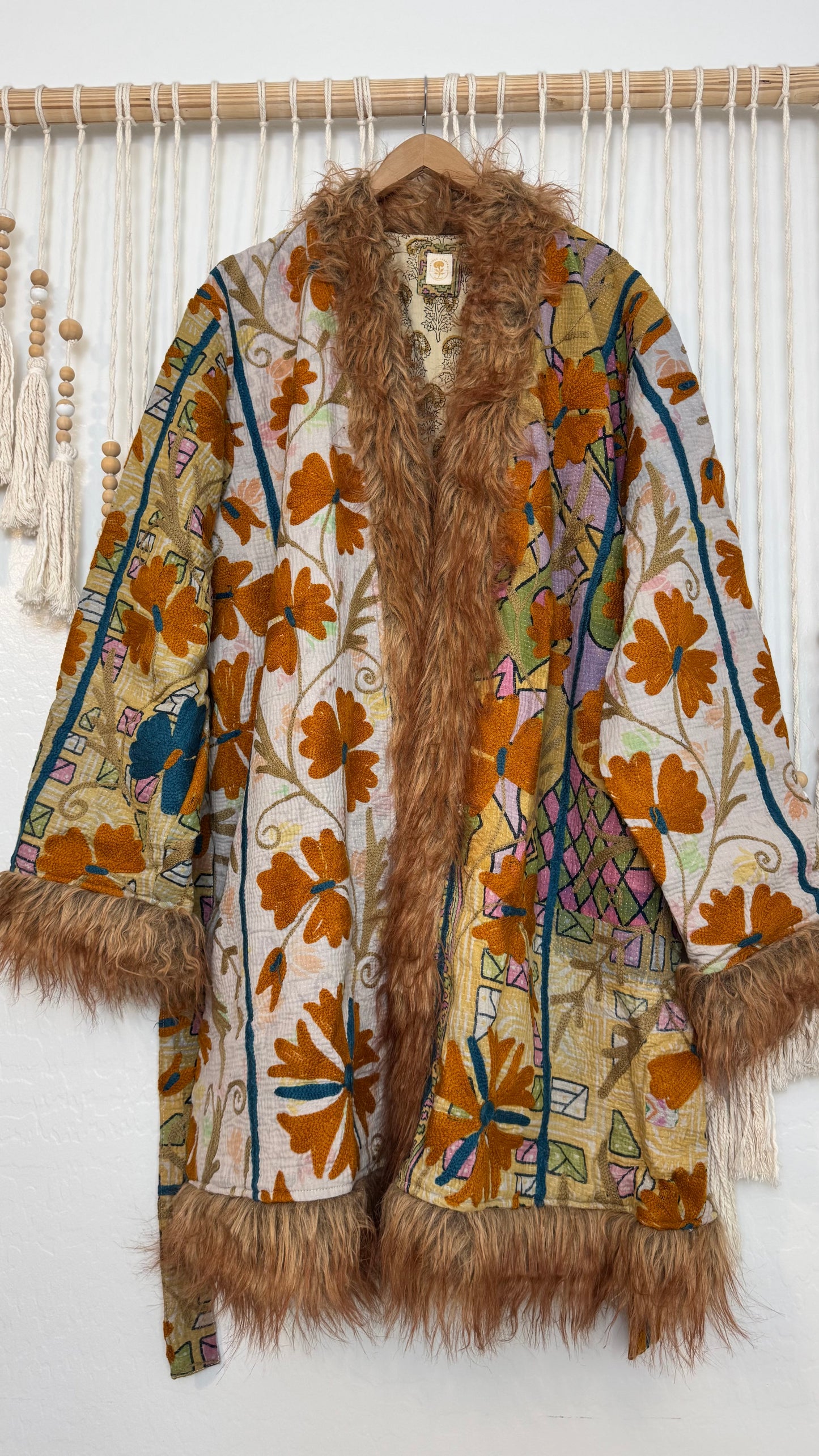 Canyon Bloom Coat 0004 (Mid-Length)