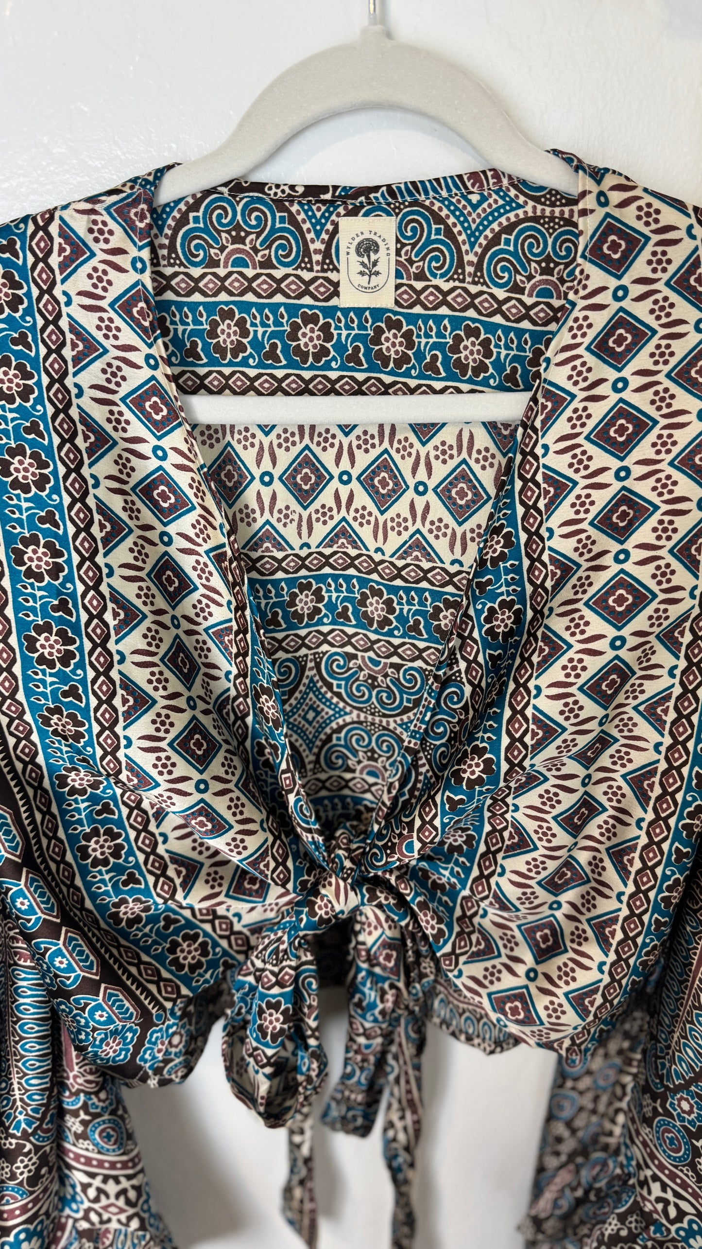 Bell Sleeve Silk Wrap Tie Top 021