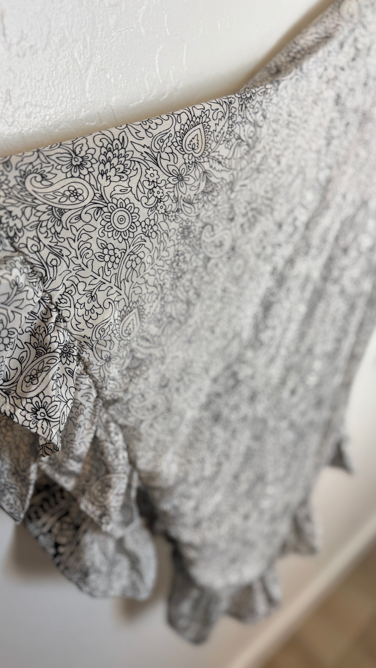 Bell Sleeve Silk Wrap Tie Top 002