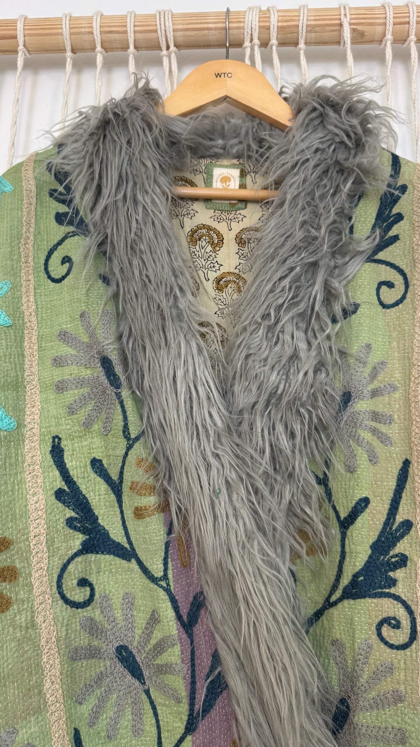 Canyon Bloom Coat 0011 (Mid-Length)