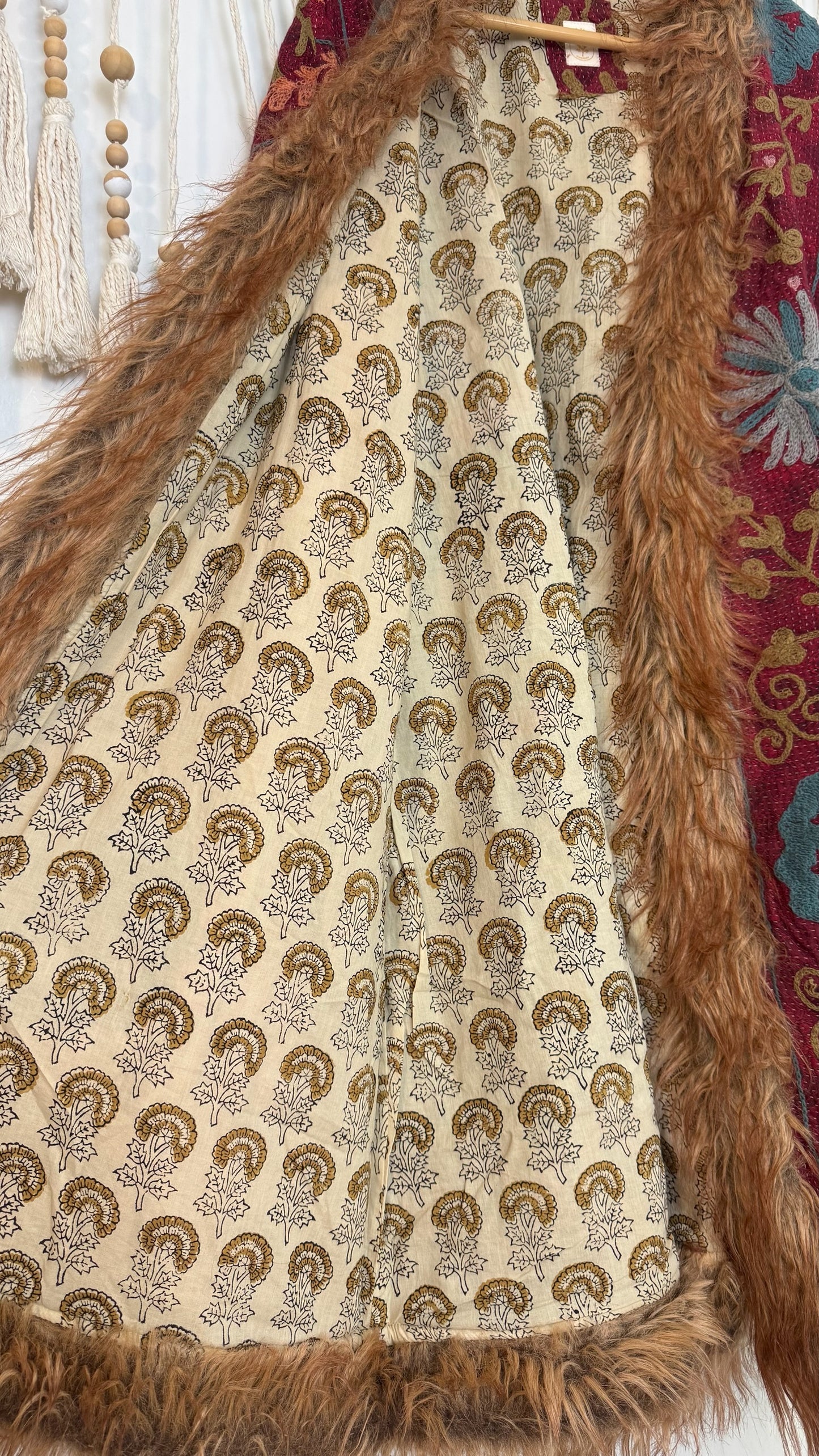 Canyon Bloom Coat 0001 (Mid-Length)