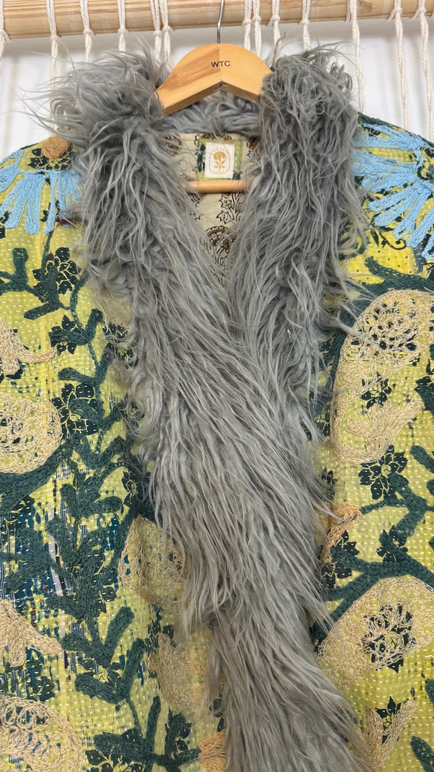 Canyon Bloom Coat 0010 (Mid-Length)